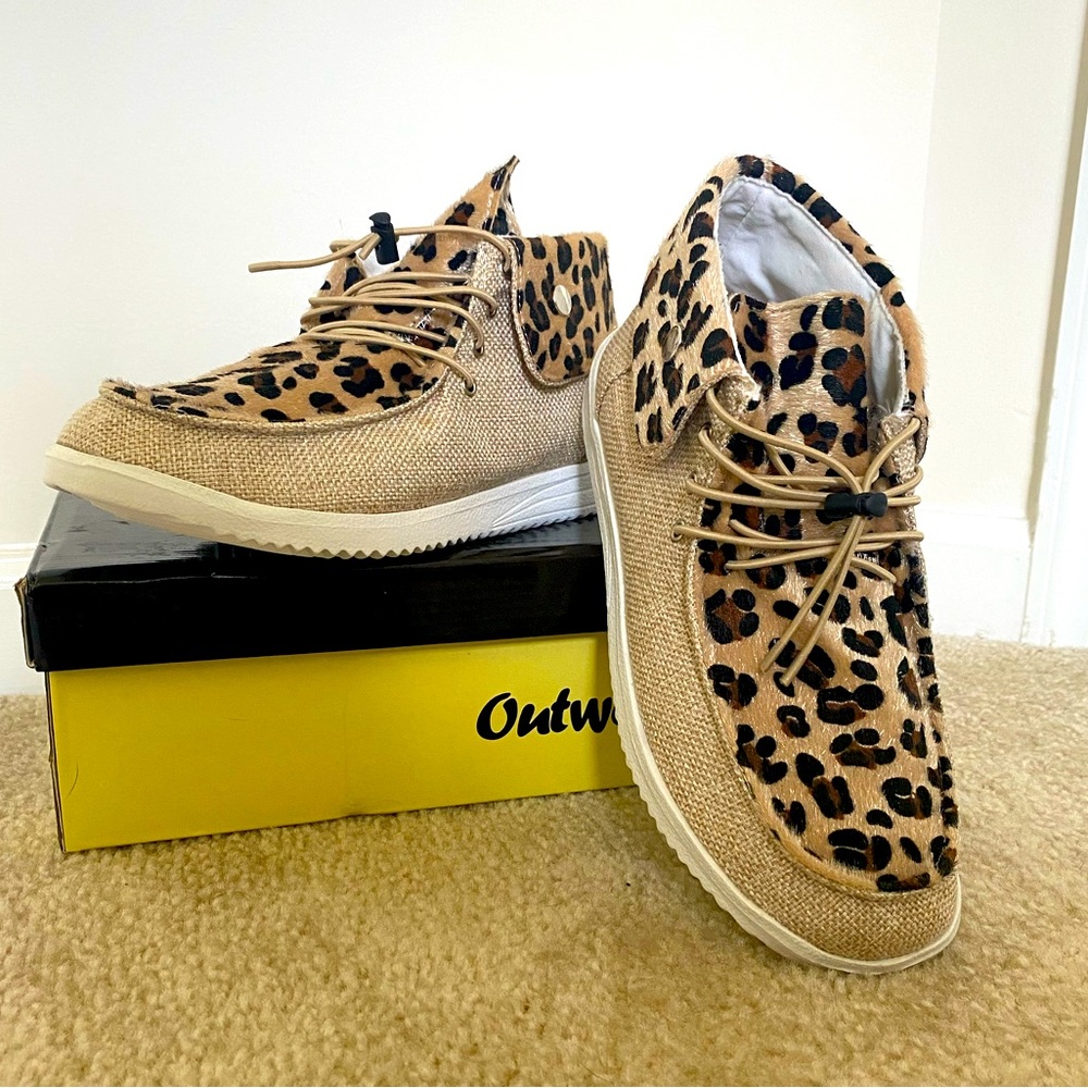 NEW Slip on Cheetah Print Shoe